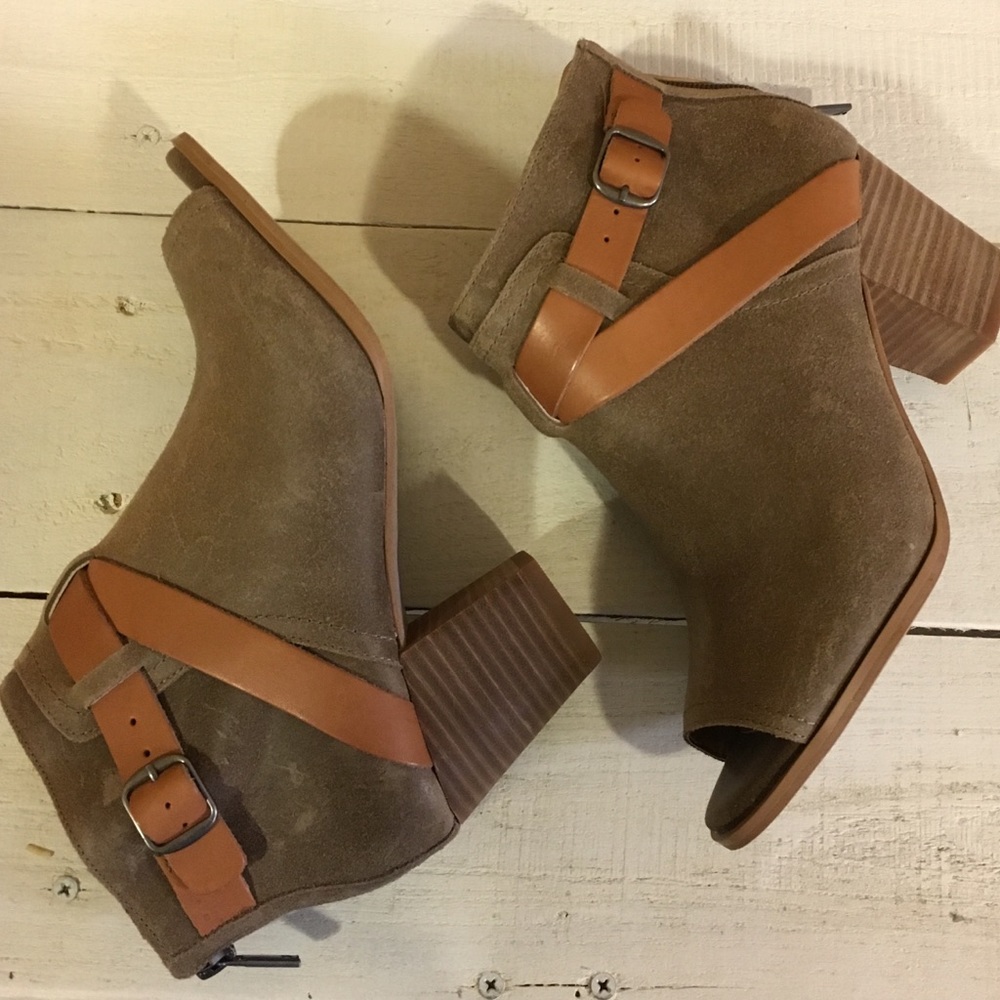 Lucky Brand open toe booties